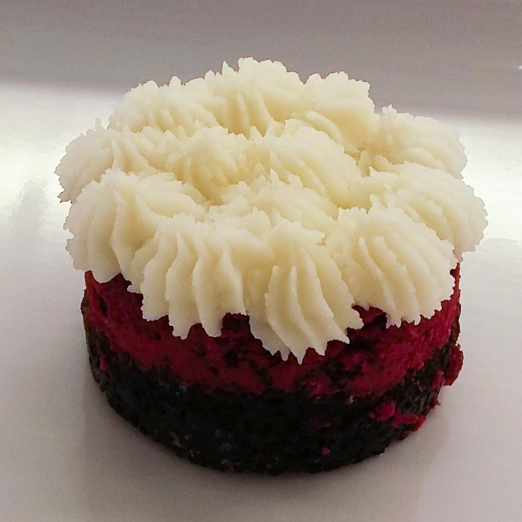 Red Velvet Mini Cheesecake from Eat My Sweets Bakery