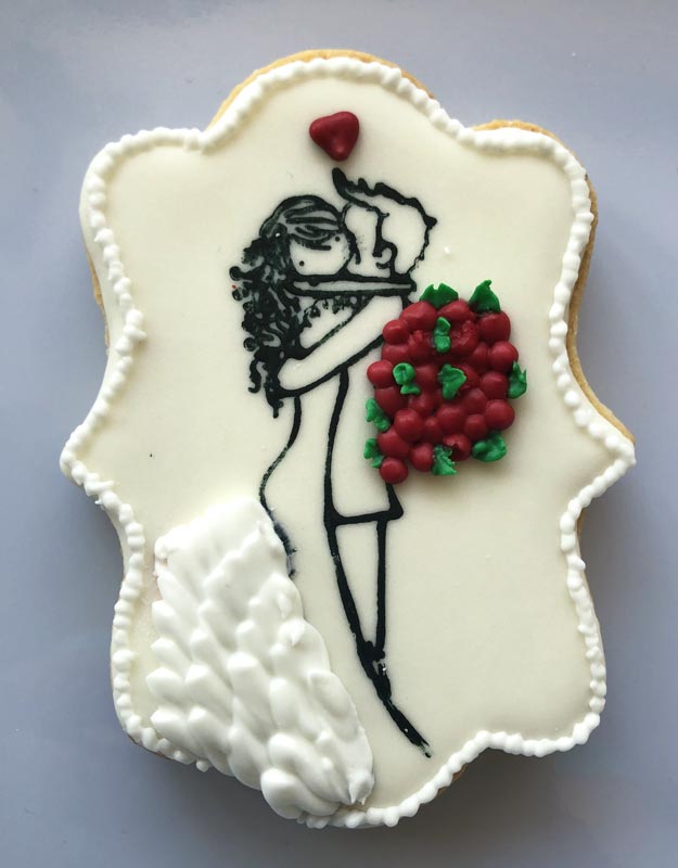 So in Love flooded engagement cookie