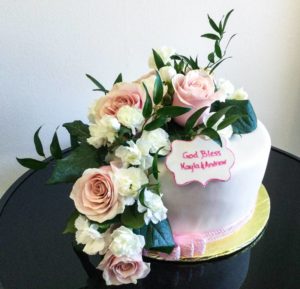 Bridal Shower cake with fresh floral decoration